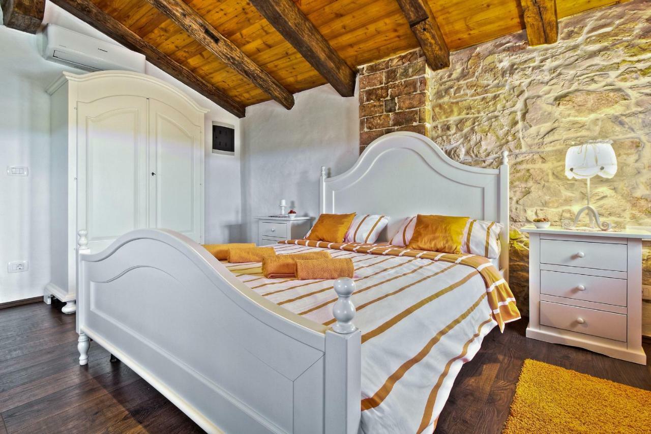 Villa Dora ウマグ エクステリア 写真
